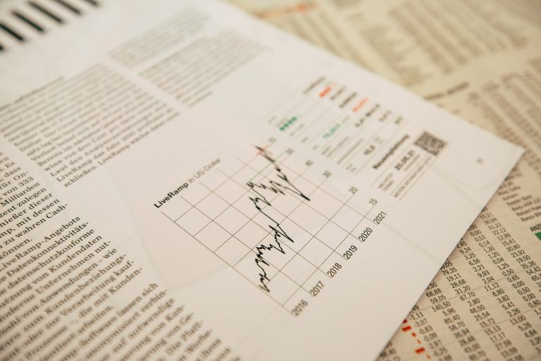 comparativa donde invertir en España 2026 banco roboadvisor broker