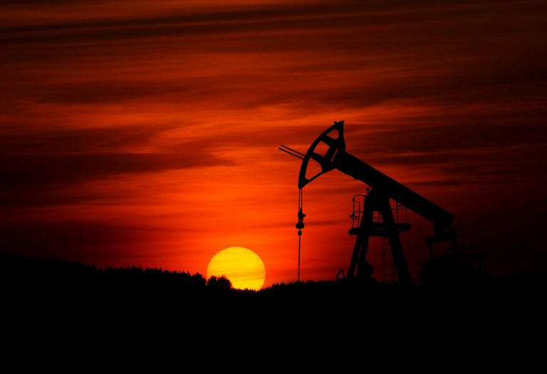 Guerra en Irán impacto economía petróleo inflación BCE 2026